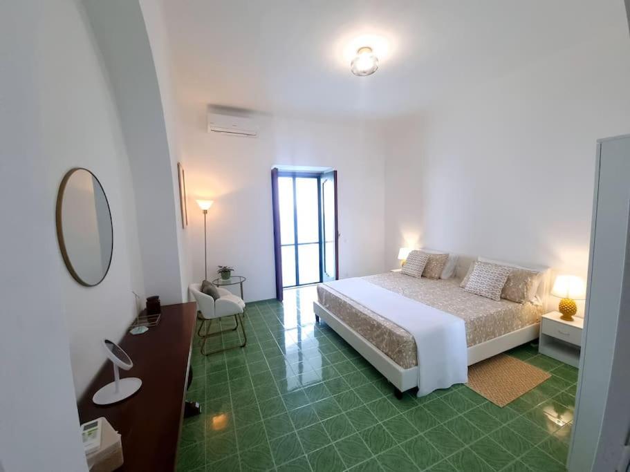 Casa Intiso - Two Double Bedroom Apartment Positano Zewnętrze zdjęcie